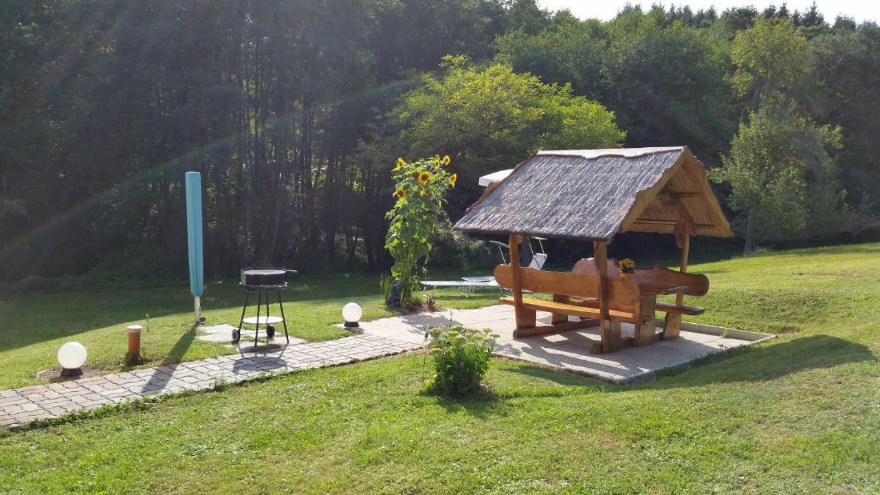 Ferienhaus Dreilaendereck Minihof Liebau Exteriér fotografie